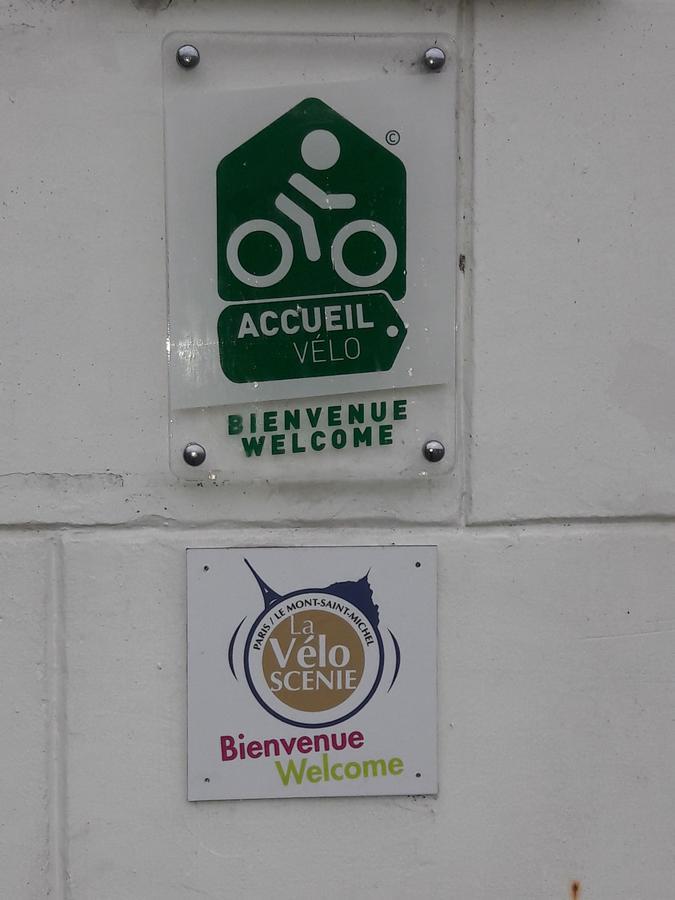 Hotel Au Lion D'Or Nogent-le-Rotrou Kültér fotó